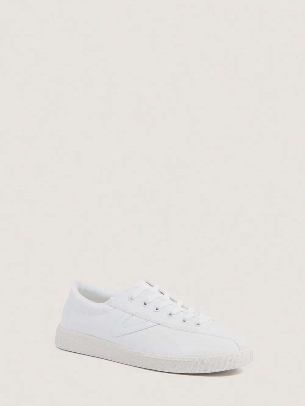 TRETORN Nylite OG Canvas Sneakers in White Size 9 1/2 M NWOB $90